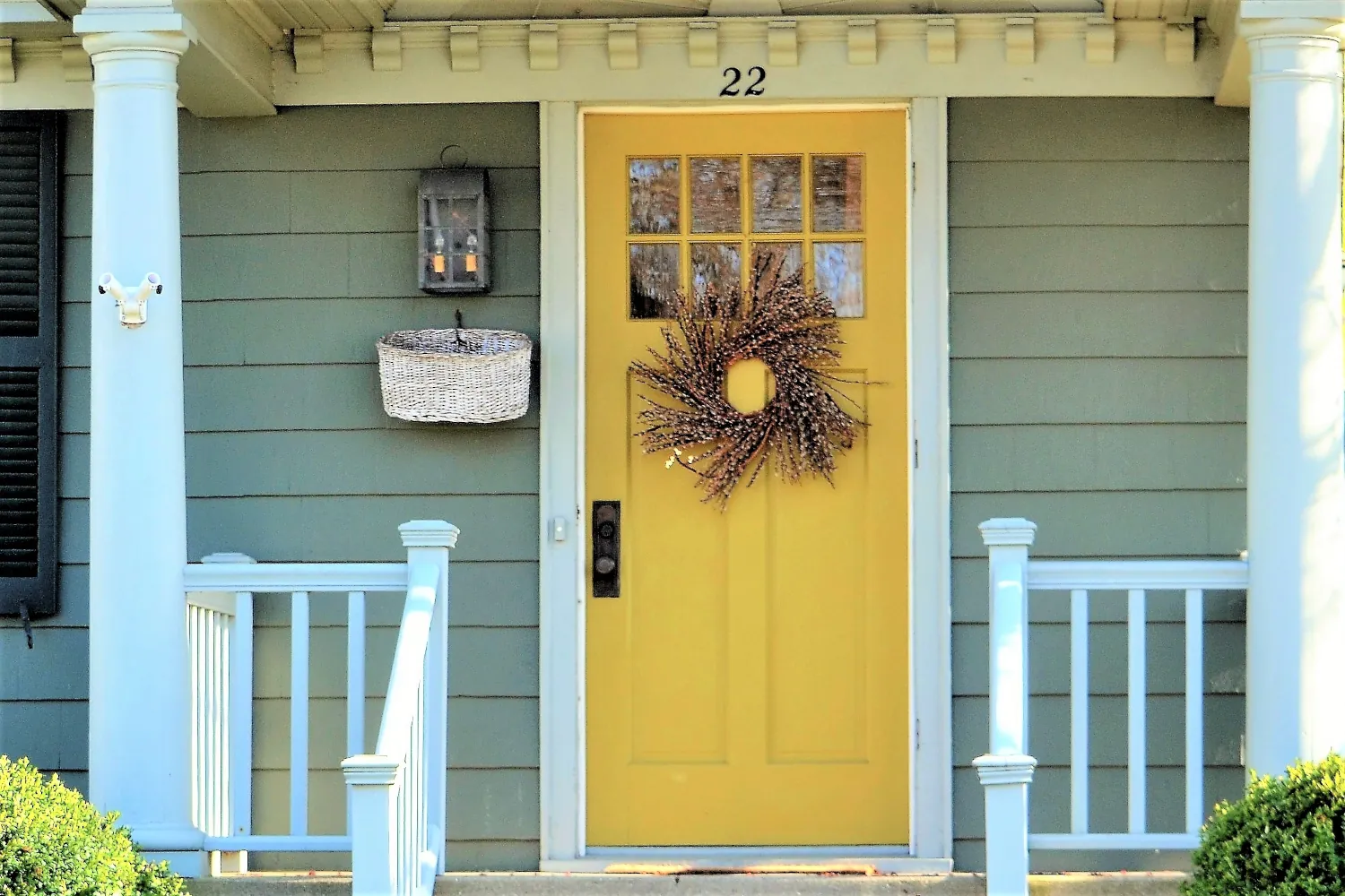 Freshly painted craftsman-style front door in Bellevue 