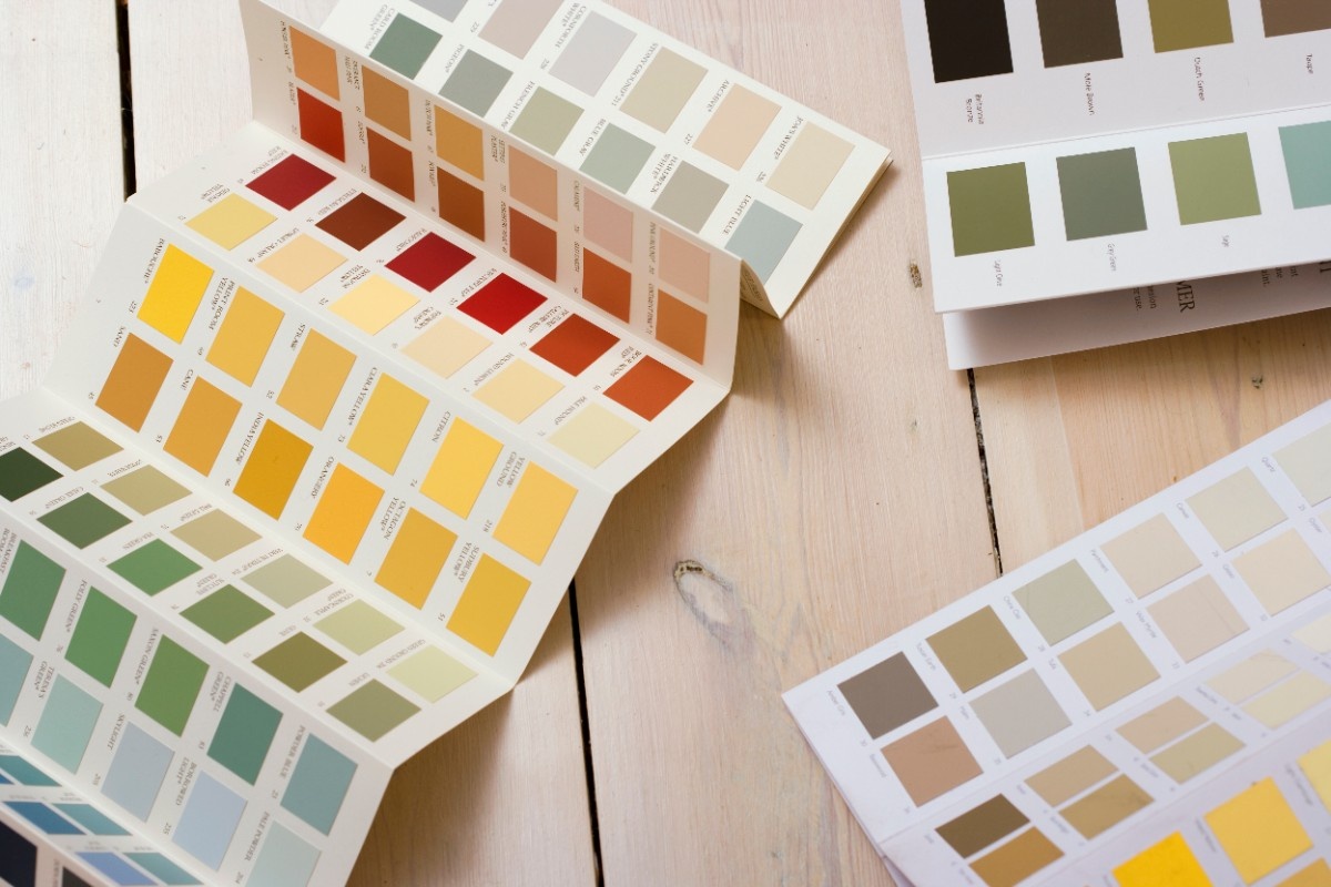 Paint sheen guide chart showing flat, eggshell, satin, and semi gloss finishes