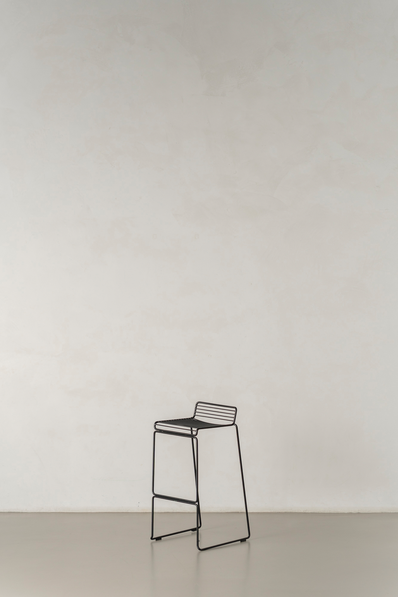 Hee Bar Stool 