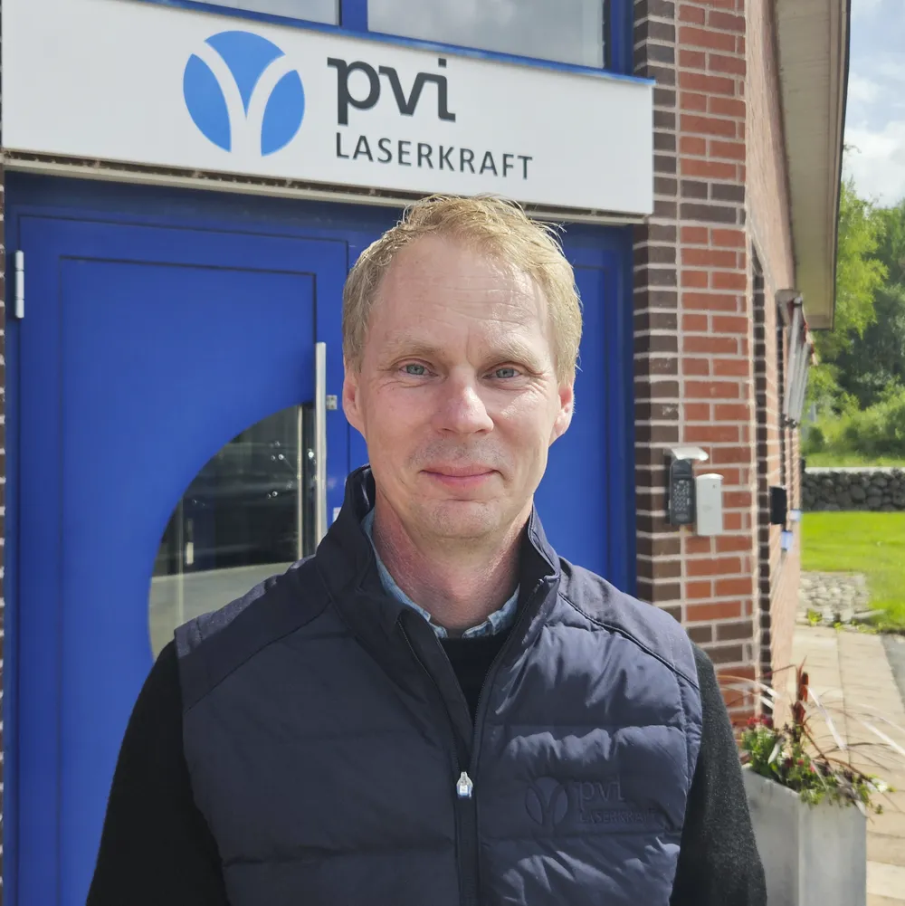 Henrik Östring