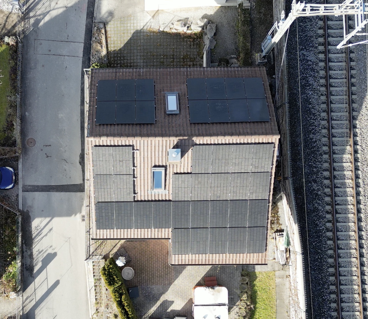 Aufdachanlage - Einfamilienhaus in Thun