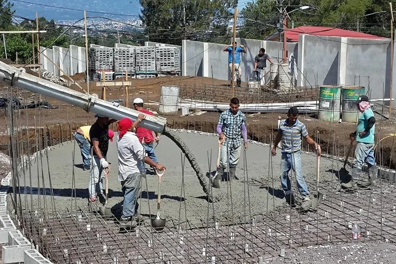 Lideres en Construccion de Piscinas & Spas Costa Rica