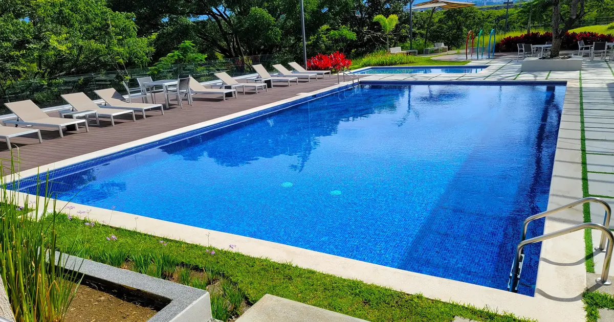 Proyecto de piscina para condominios en todo Costa Rica
