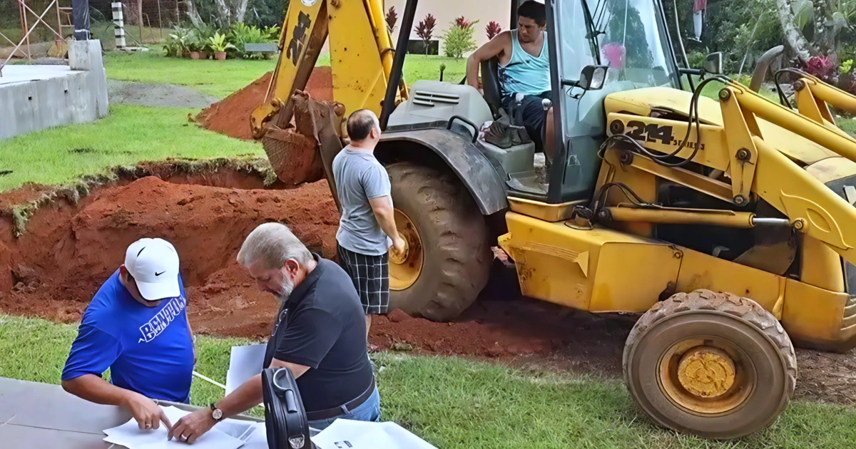 Etapas iniciales de proyecto para piscina exclusiva. 
