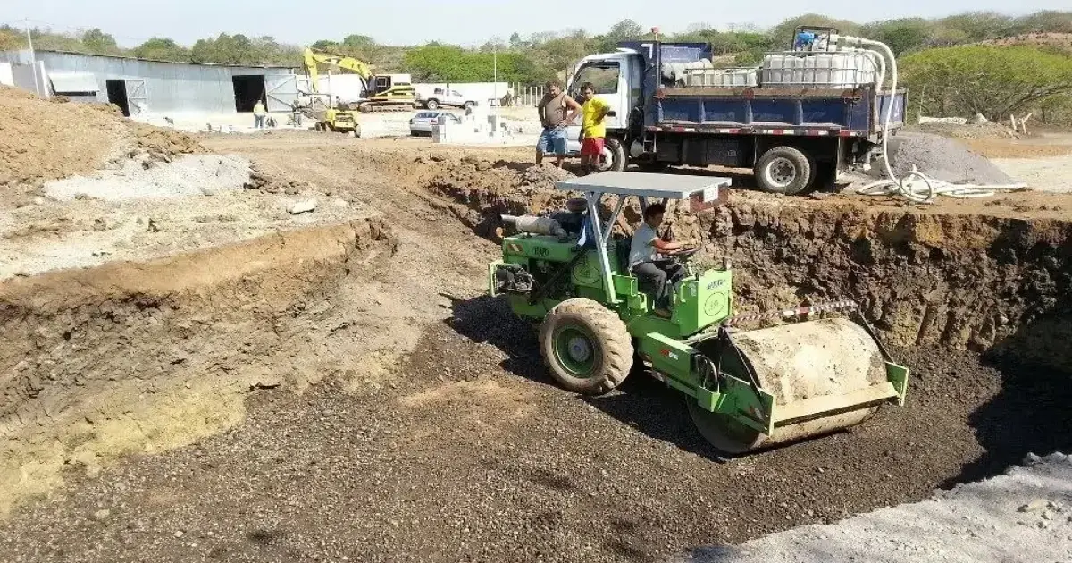 Pool construction checklist Costa Rica: what to verify (by stage)