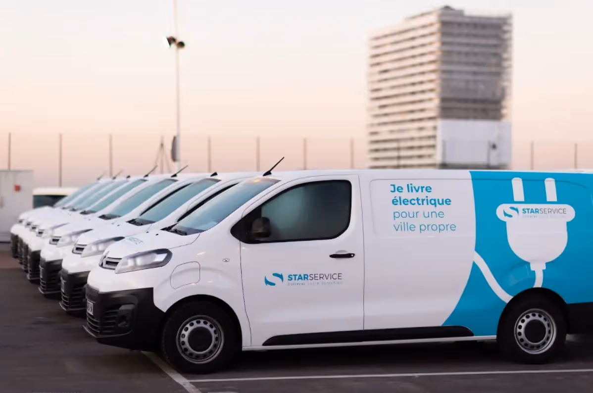 La voiture électrique : un moyen de réduire son empreinte carbone au quotidien ?