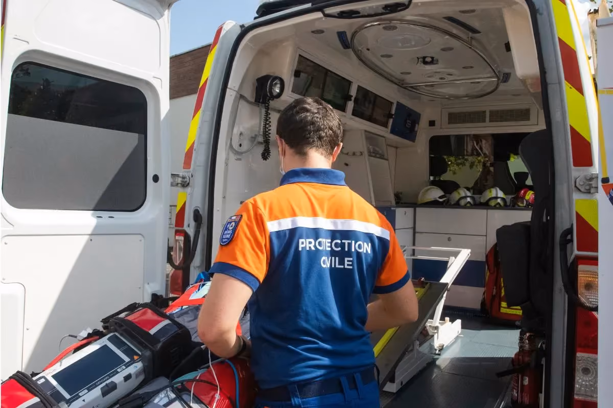 établissement de santé ambulance