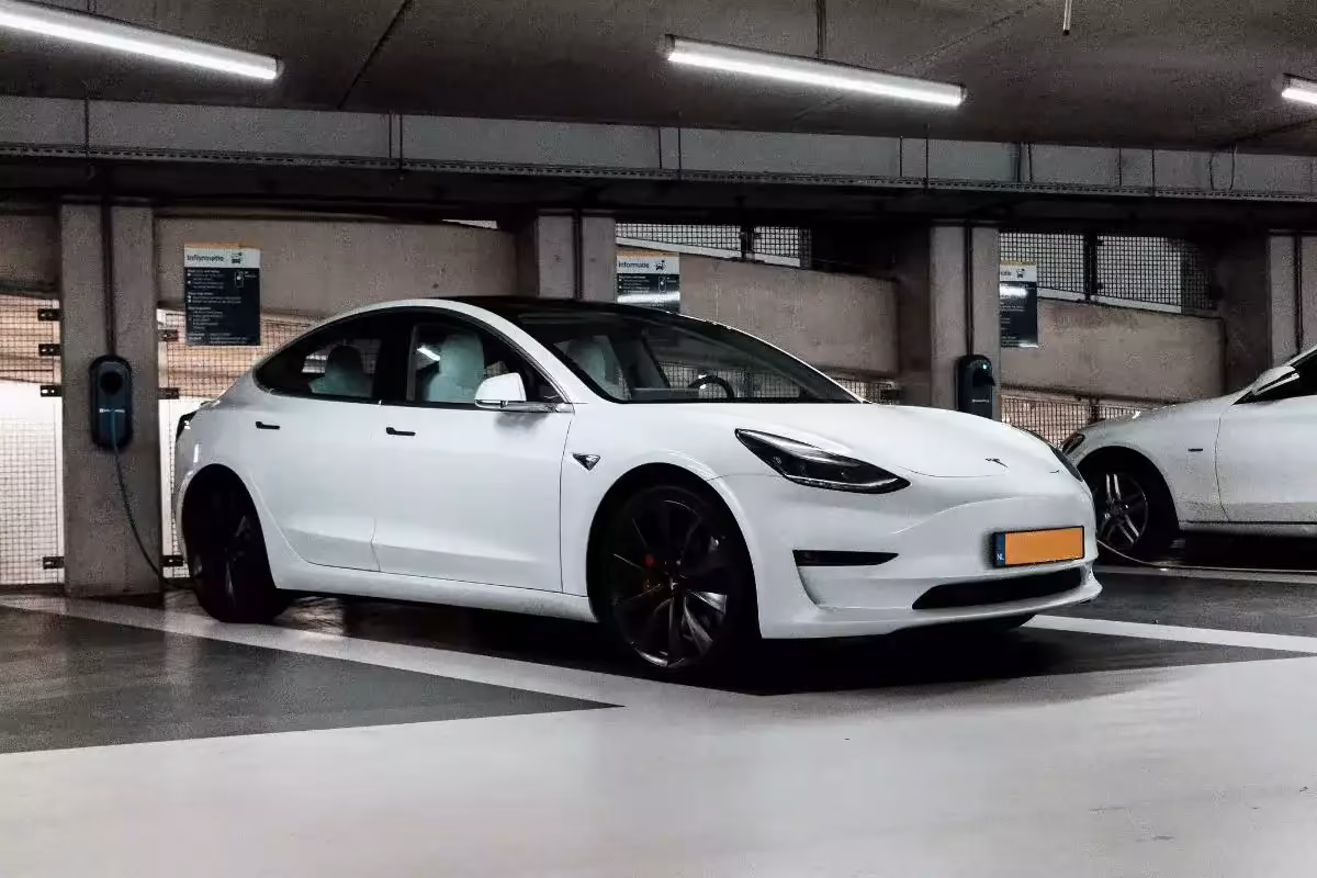 voiture électrique plan de mobilité en entreprise