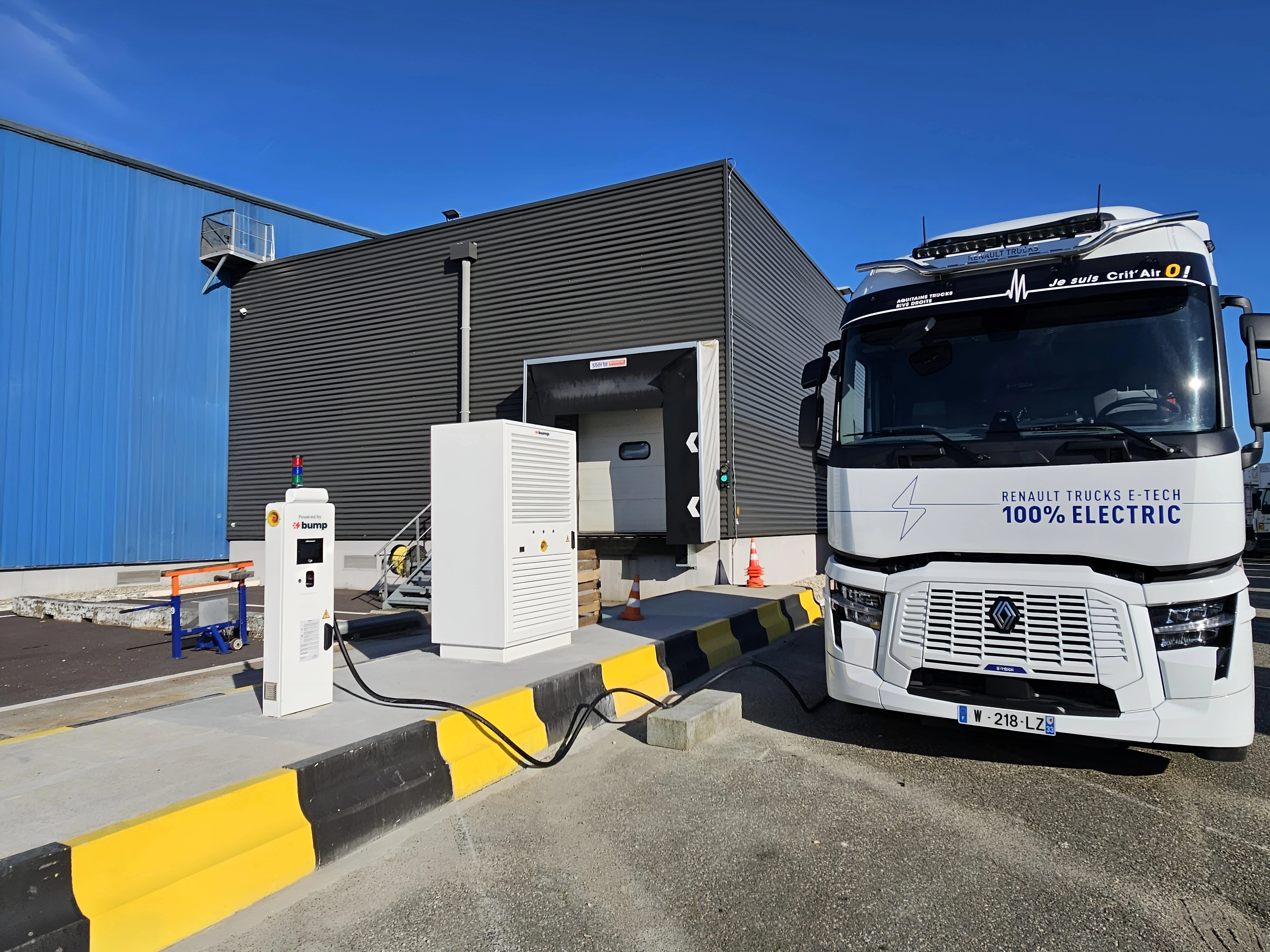 Pourquoi partager vos bornes de recharge poids lourds peut doubler vos revenus