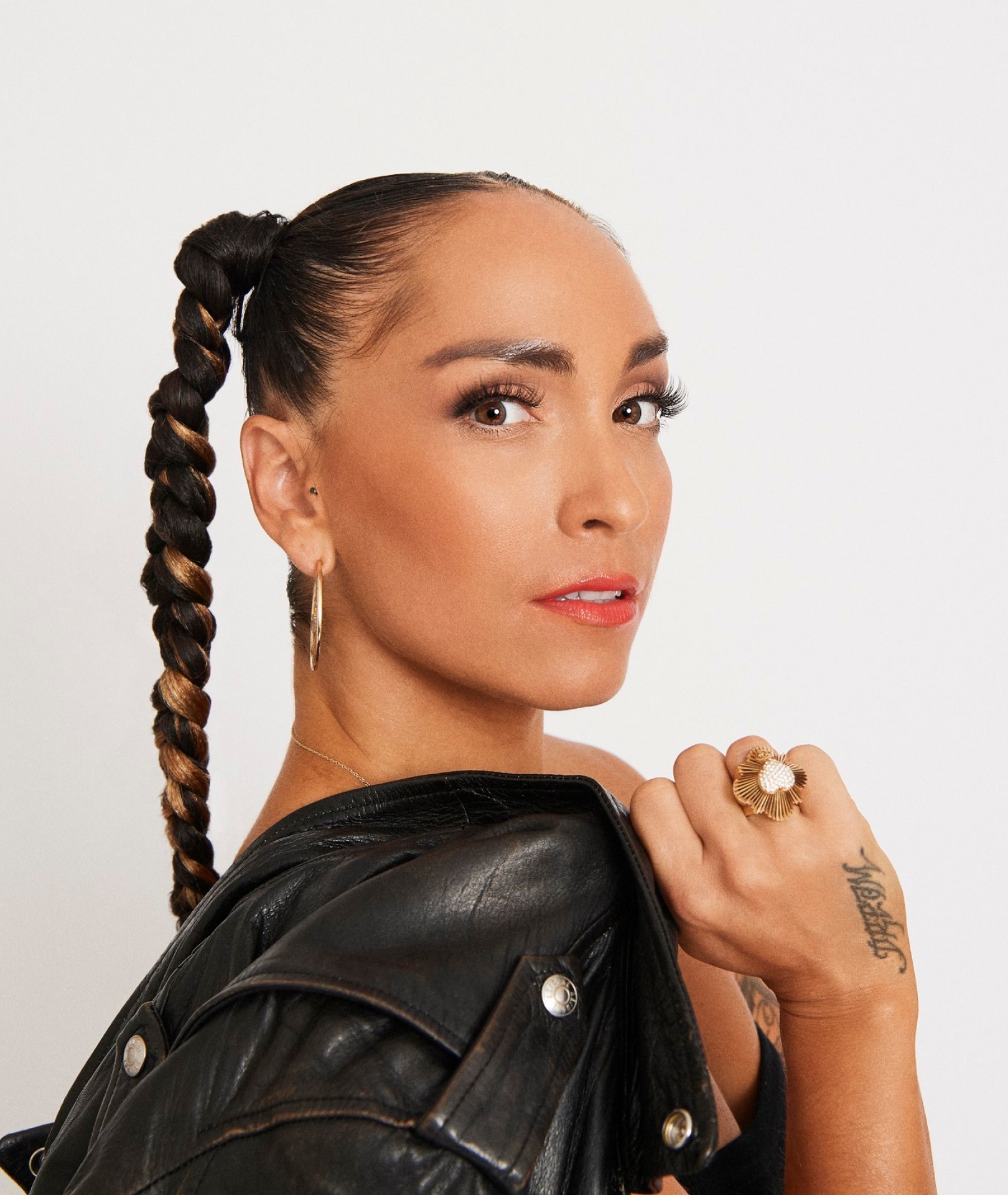 Robin Arzon headshot