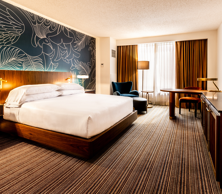 King guest room at Clyde