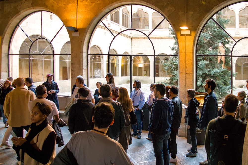 2 people from DailyDev posing