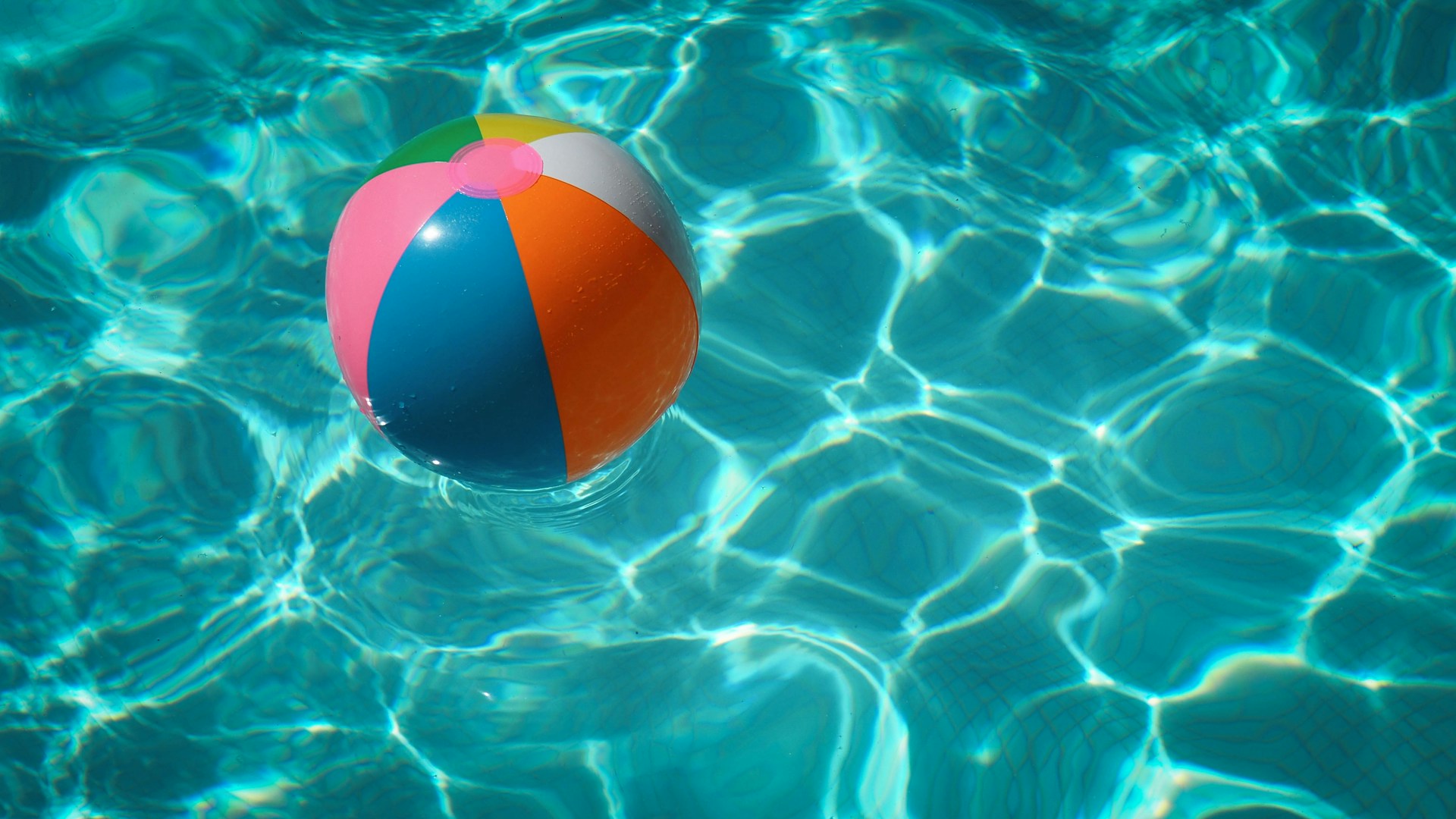 company rereat ball on water in pool