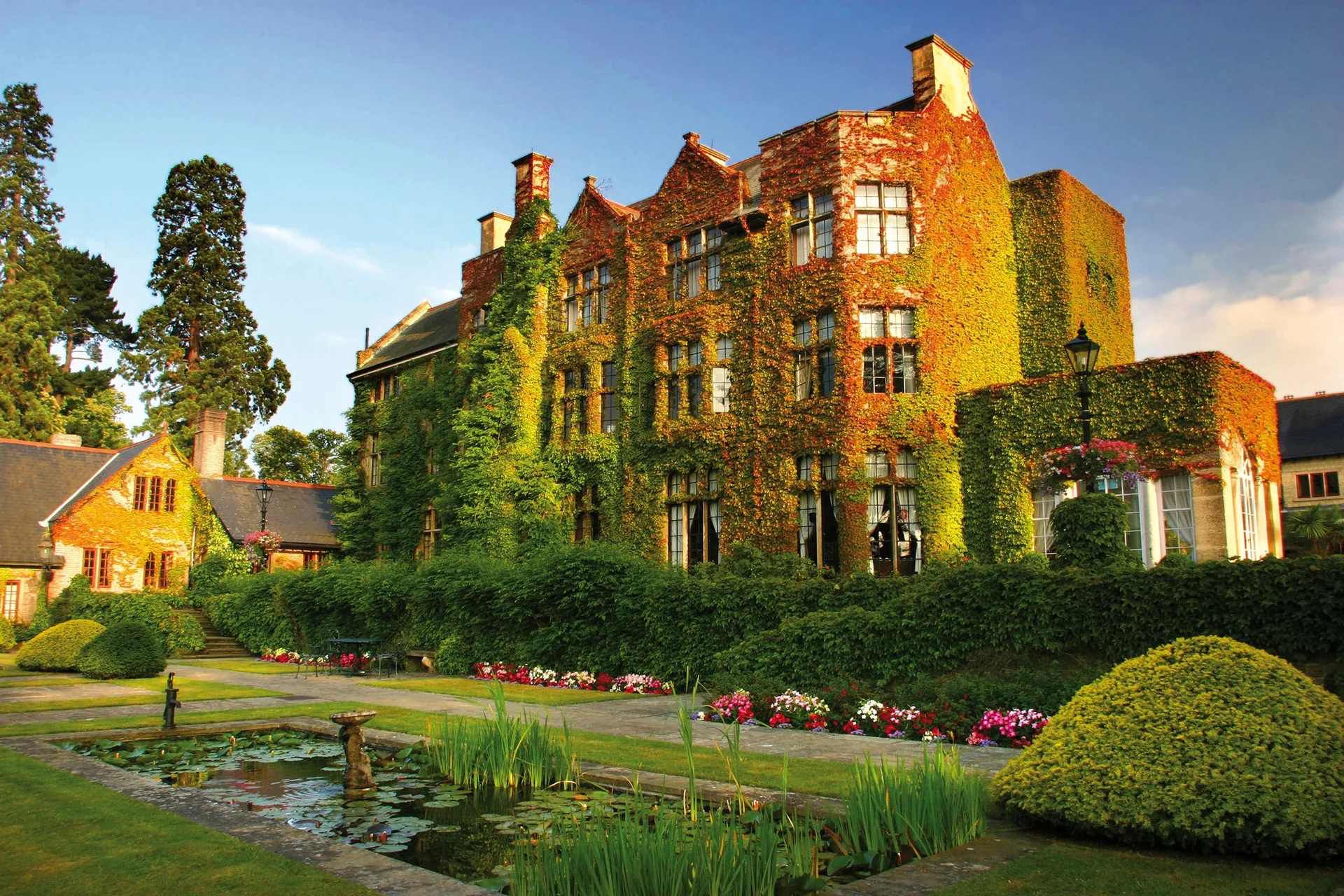 Langshott Manor