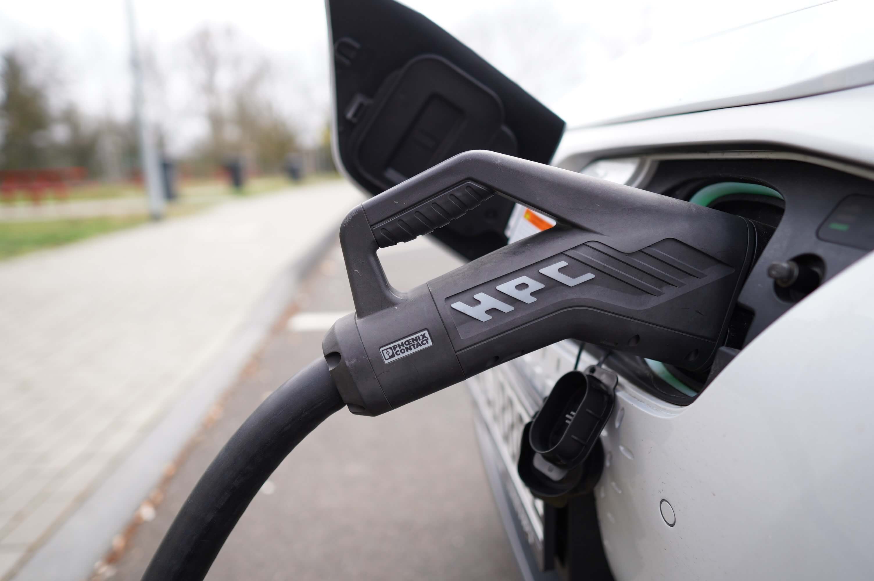 Heliox joins Flow Consortium to Develop and Demonstrate Integrated Electric Vehicle Charging Infrastructure