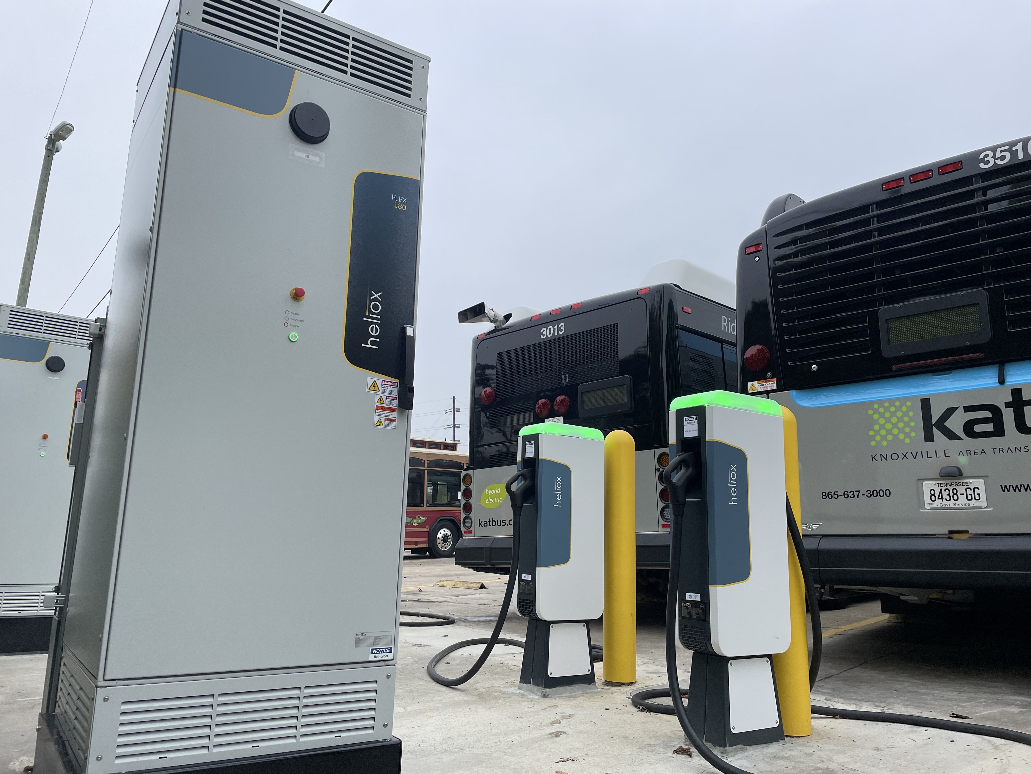 Knoxville Area Transit (KAT) Chooses Heliox’s 180kW Flex Charger to Power New Fleet of Electric Buses