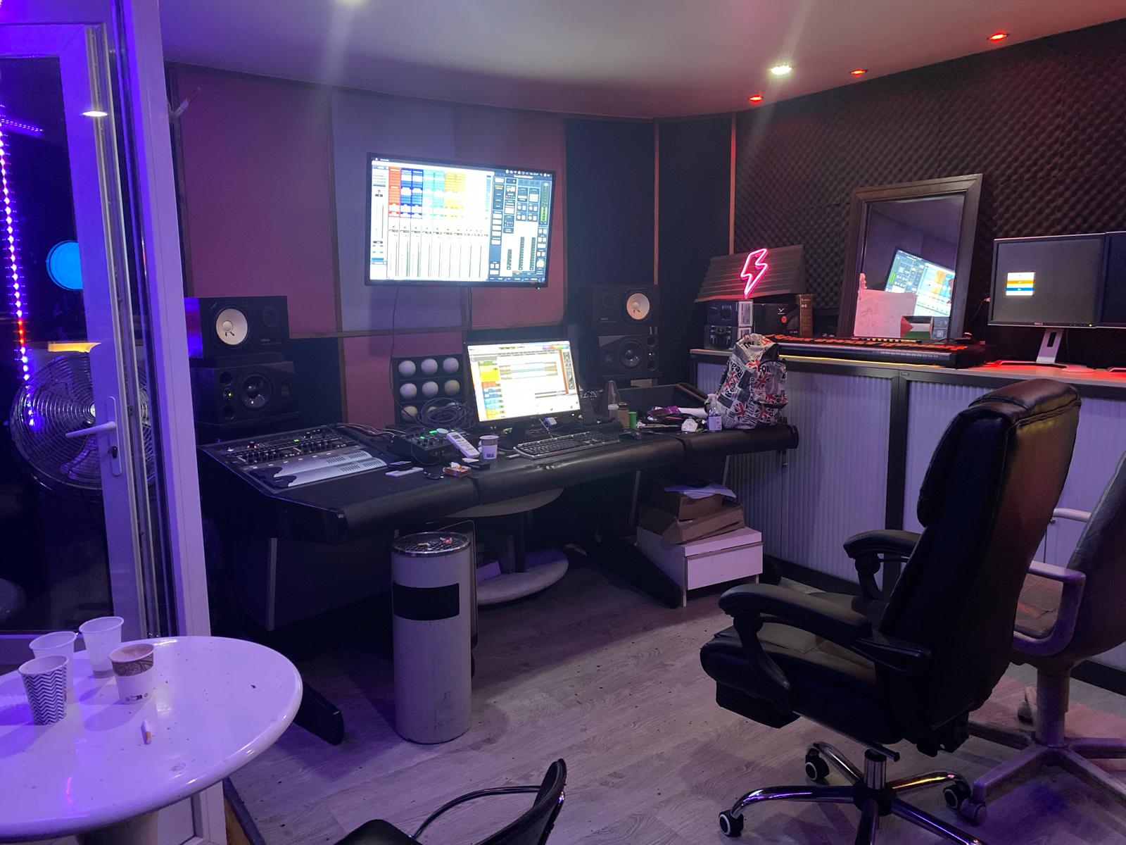 Studio d'enregistrement, à Ivry-sur-Seine 94200 #MAYkQZ