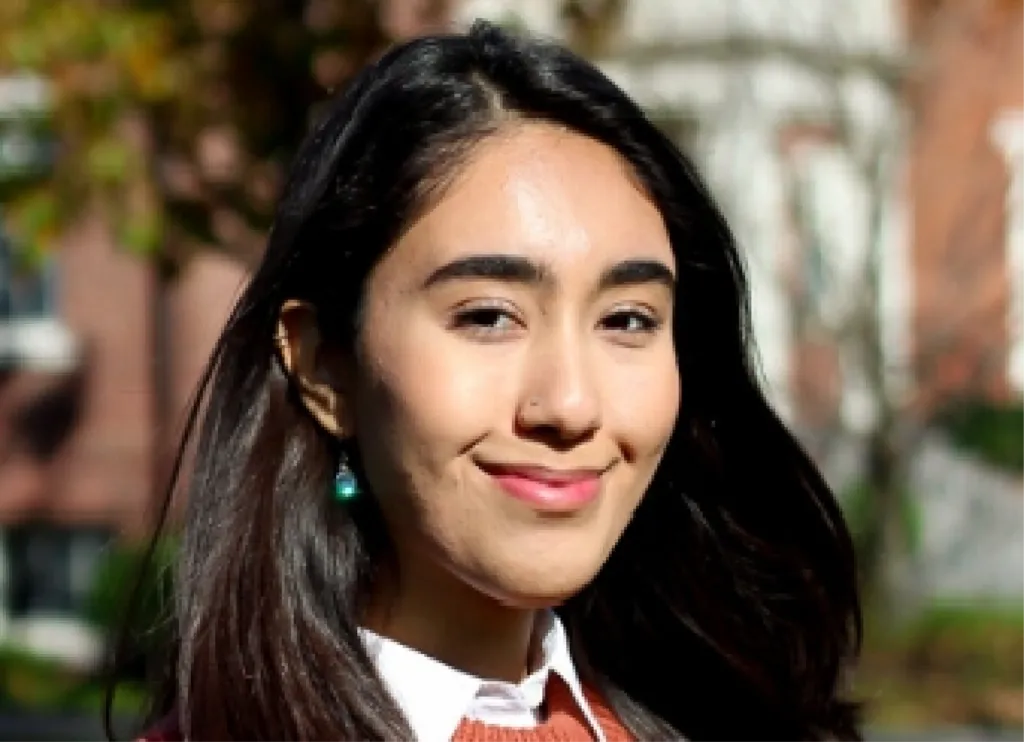 LabXchange Intern Maryam Farooq featured photo.