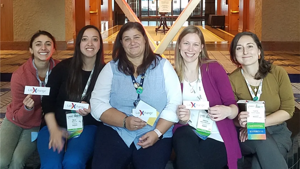 The LabXchange team poses for a group photo at NABT 2019 with educators Debora O'Reilly and Mary Liu.