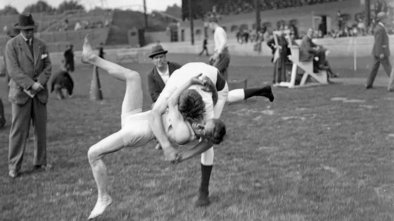What Is Catch Wrestling?