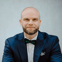 Mike, Founder of Robot of Business