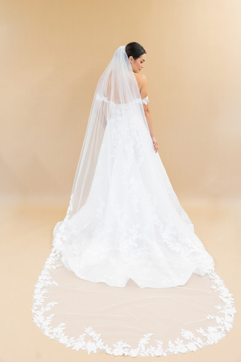 Veil from the 2023 Soleil collection