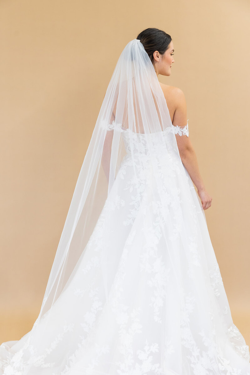 Veil from the 2023 Soleil collection