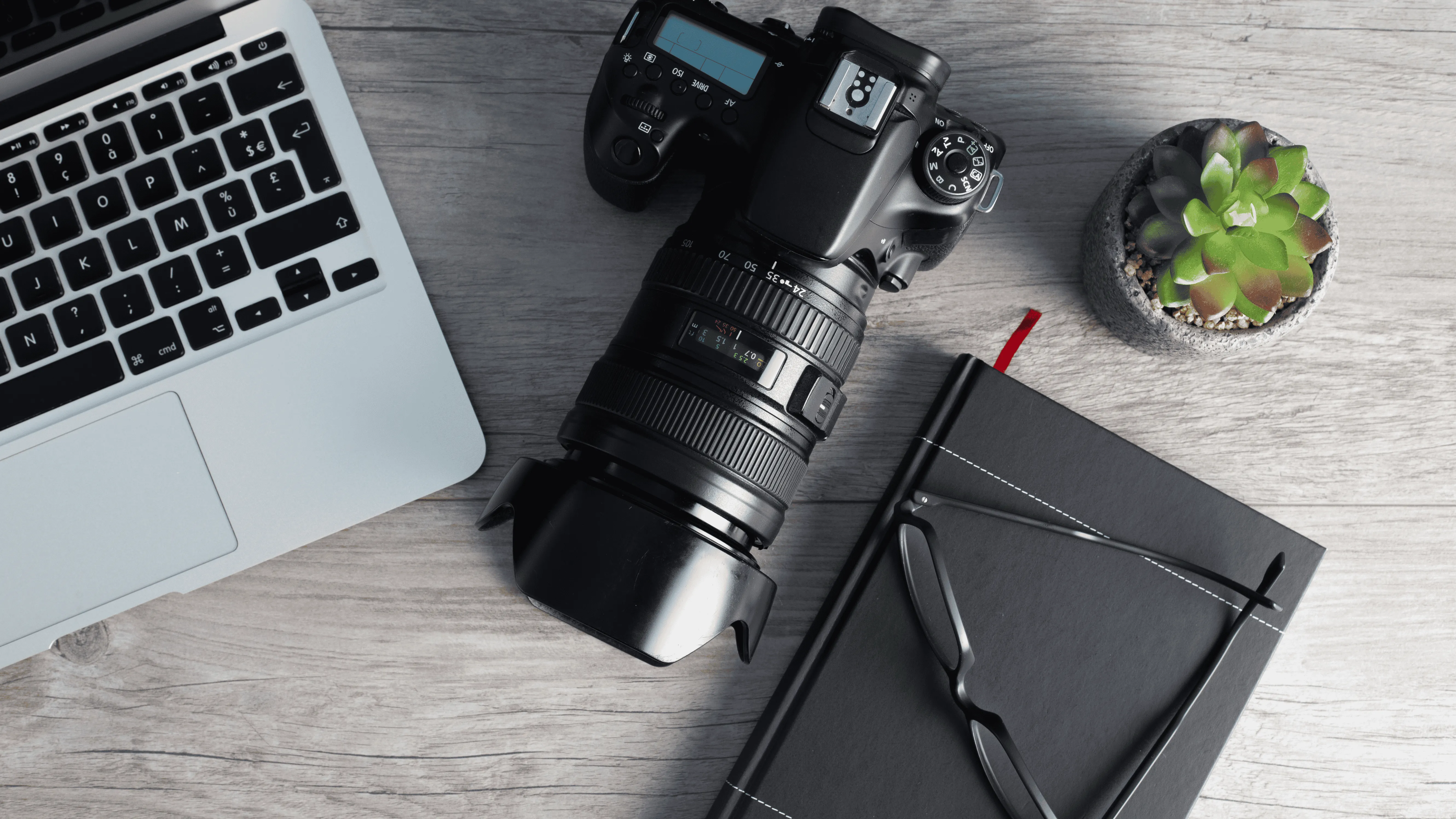 Why Every Photographer Needs an Invoicing System (& How to Start Today)