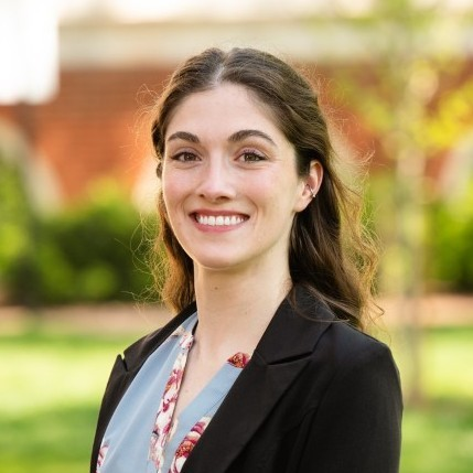 Employee Portrait - Hannah Lewis