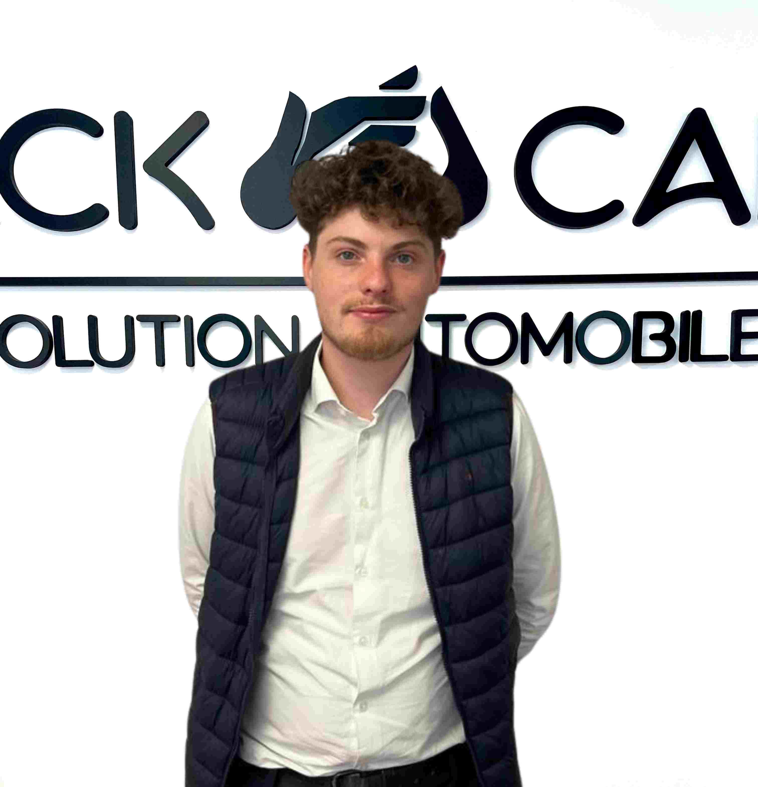 Photo chargé d'affaire