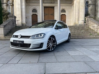 Photo VOLKSWAGEN GOLF 2016