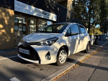 Photo TOYOTA YARIS PRO HYBRIDE LCA 2016 2017