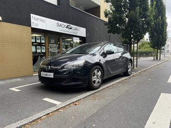 Photo OPEL ASTRA GTC 2012