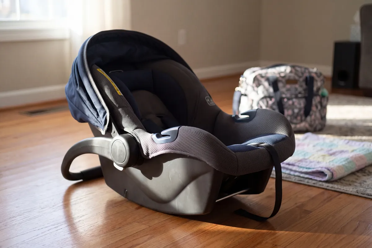 Britax class action alleges company has not remedied a car seat handle defect