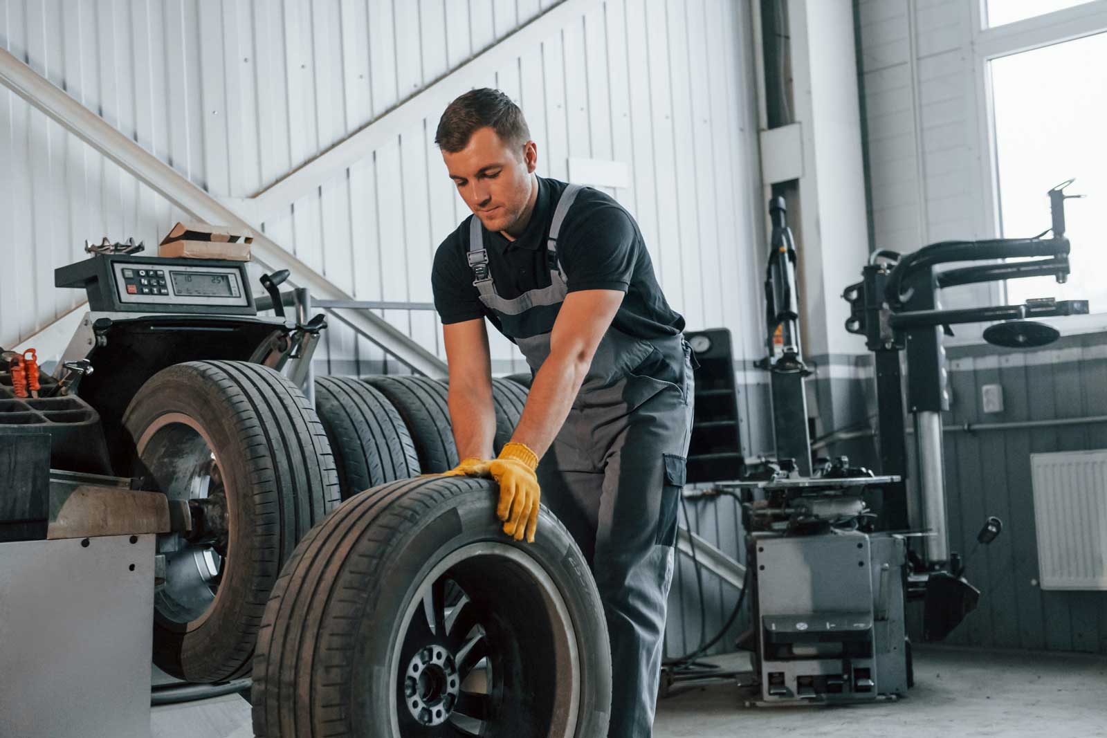 Tire Service at Youngblood Automotive & Tire