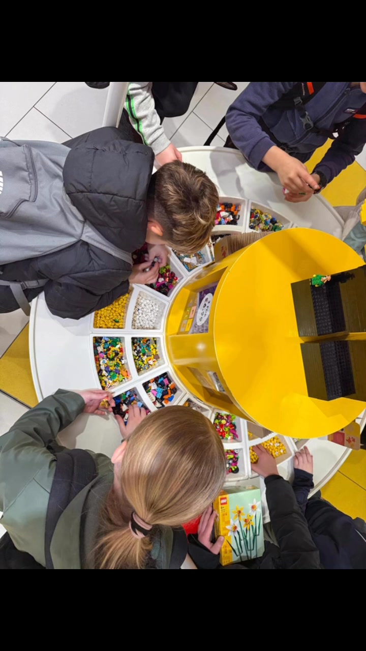 356497851842990_1408906541242970