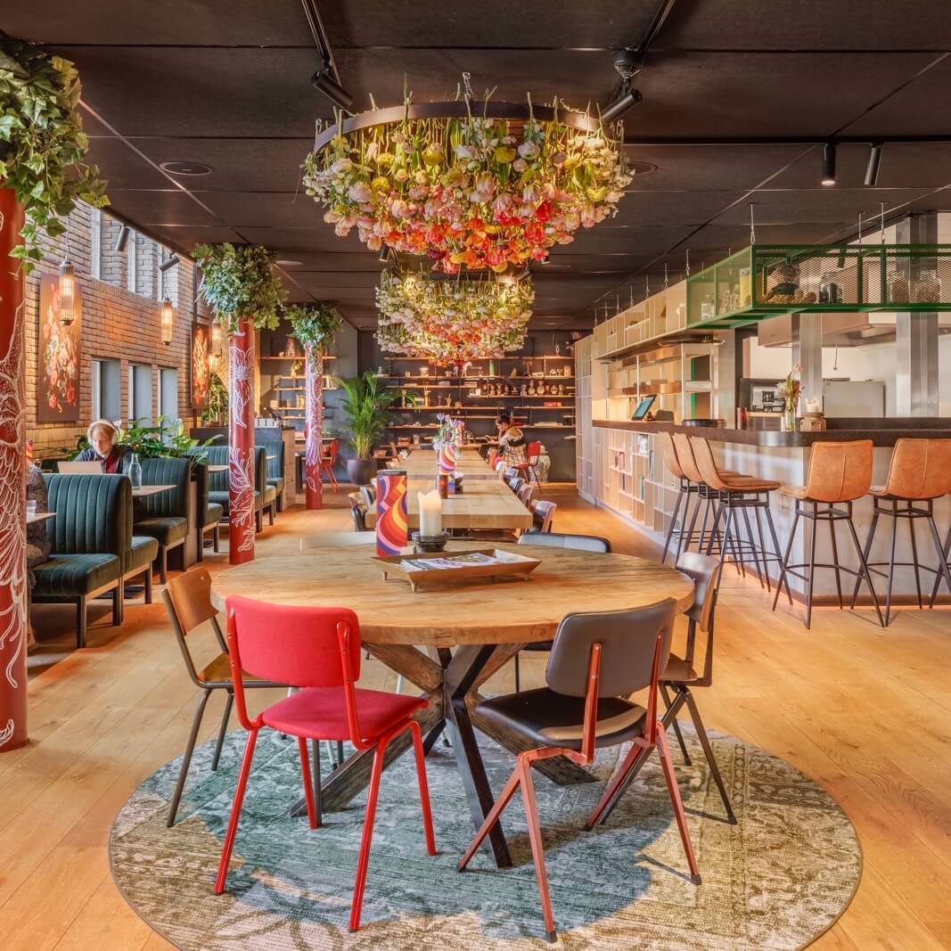 Creatives having lunch together