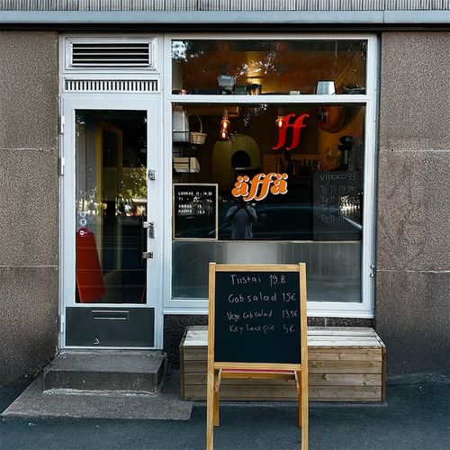 Creatives having lunch together