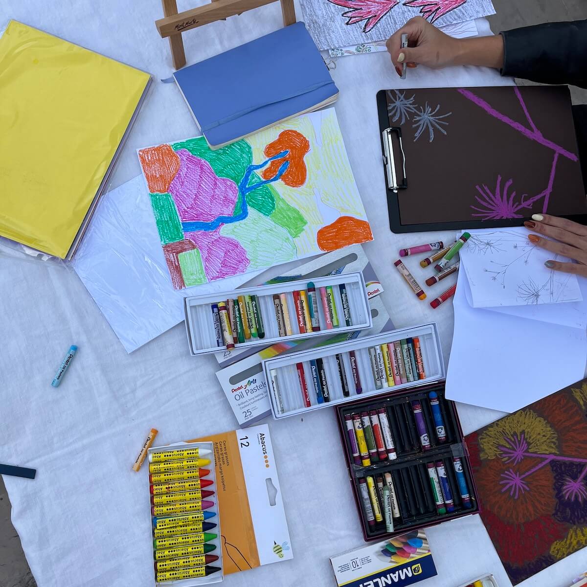 Creatives having lunch together