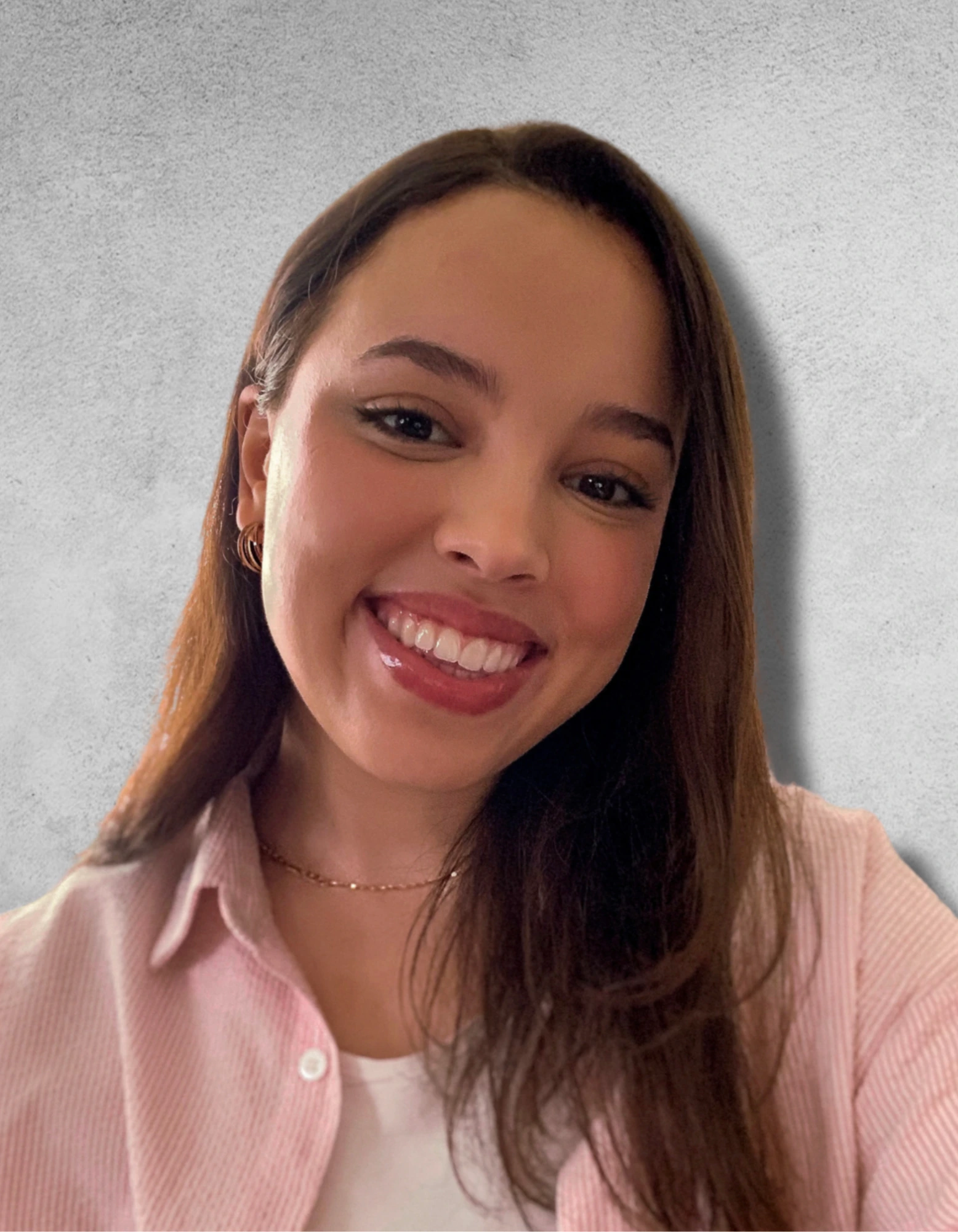 Farah bringt dynamische und kreative Lösungen in jedes visuelle Projekt.