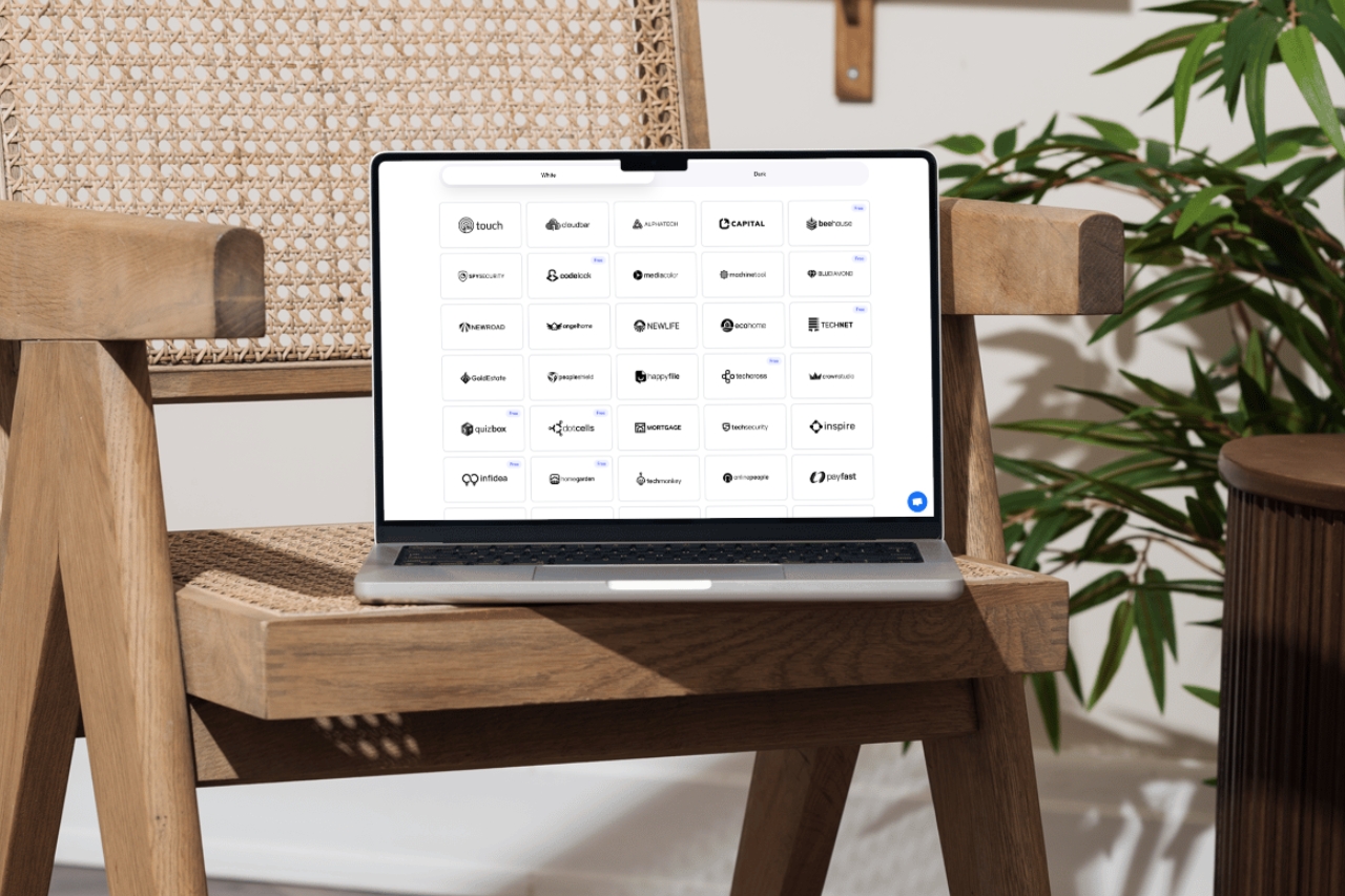 Symmetry in Logo Design: When Balance Helps—and When It Doesn't