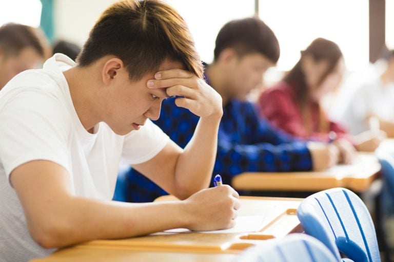steps-adolescents-can-take-reduce-chronic-anxiety