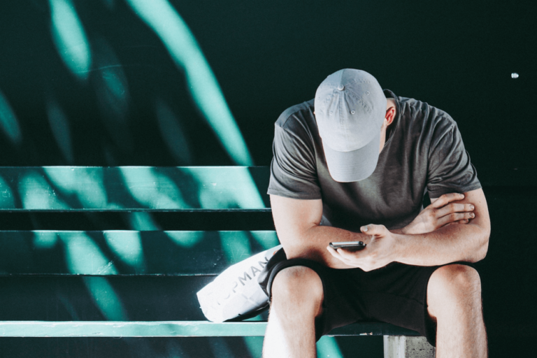 why-reach-for-phone-constantly