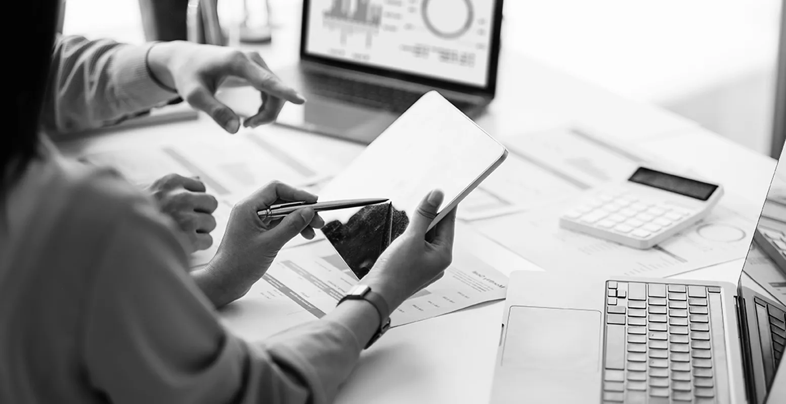 women working on computer
