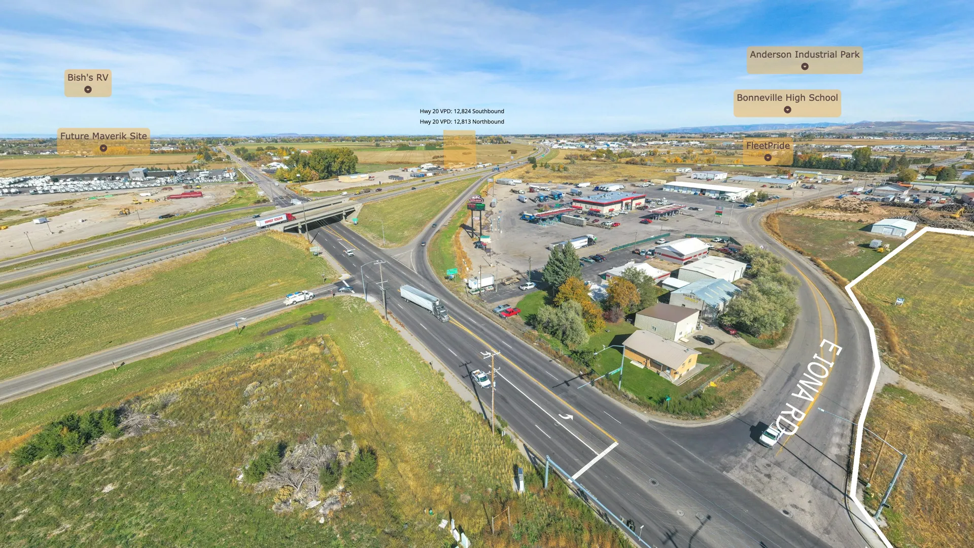 360° aerial renderings of a multifamily space
