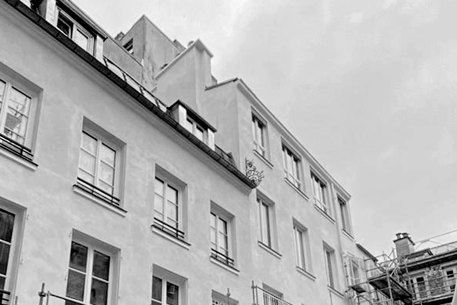 Paris Residence - Exterior