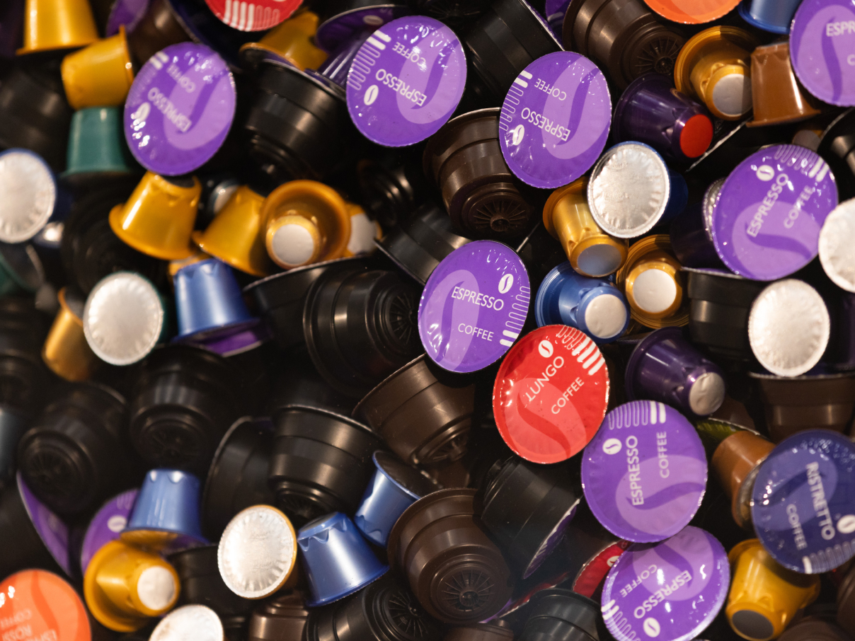 Productiemedewerkers in de fabriek