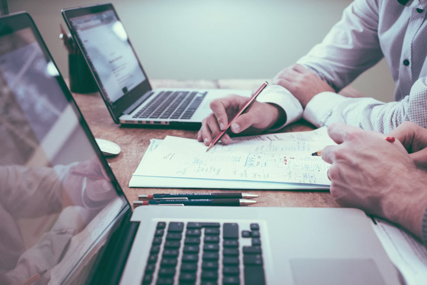 Business processes and data collection across sales, delivery, and finance: why SMBs need a centralized data strategy.