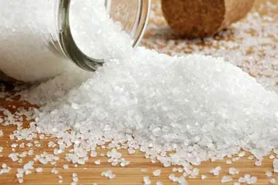 Muối - thực phẩm thân thuộc điều trị giang mai