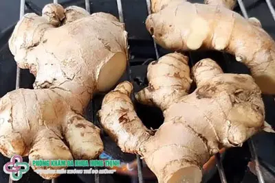 Công dụng của gừng nướng chữa suất tinh sớm 
